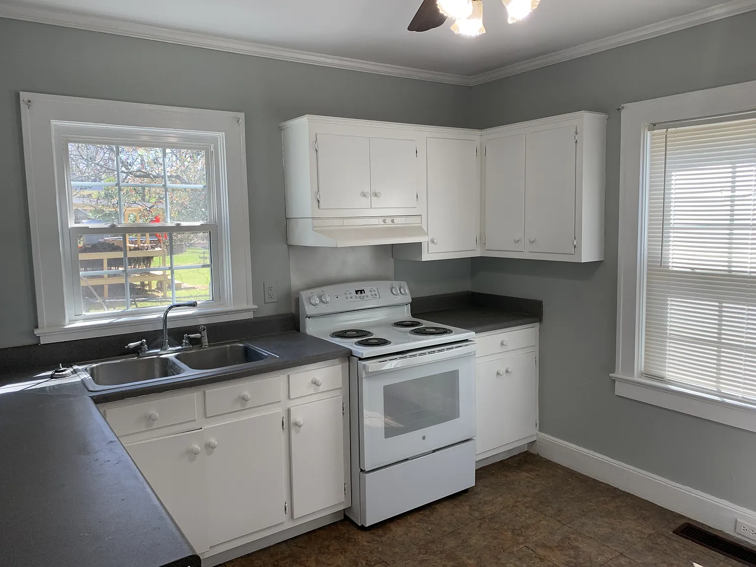 318 Judy Lane - 1 — Photo 4