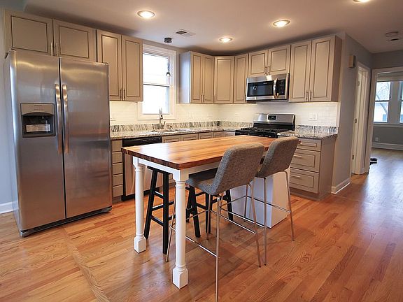 3rd image of 2845 N Central Park Ave