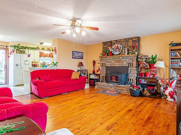5th image of 4 Panbury Ln