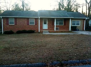 846 Pine Shadow Ln, Winder, GA 30680