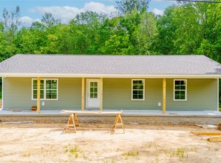 8792 Rochester Rd, Morgantown, KY 42273