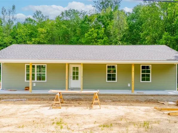 8792 Rochester Rd, Morgantown, KY 42273