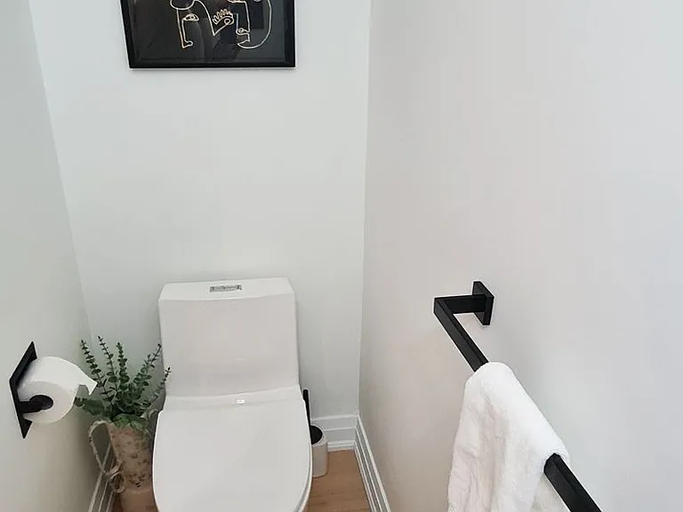 657 Cognac Cres #UPPER — Photo 9