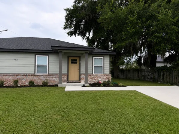 762 SE Brown St #102, Lake City, FL 32025