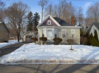 721 E Prospect St, Marshall, MI 49068