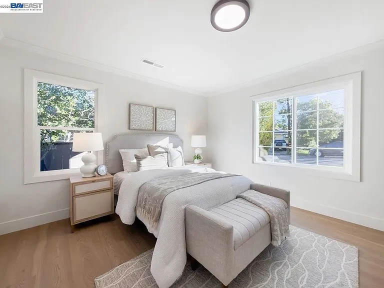 20 Adak Ct — Photo 16