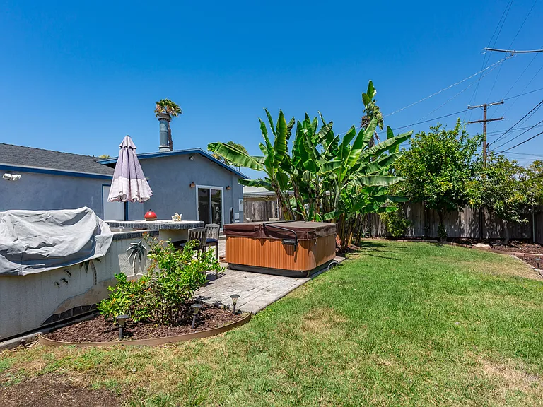 5009 Mansfield St — Photo 12