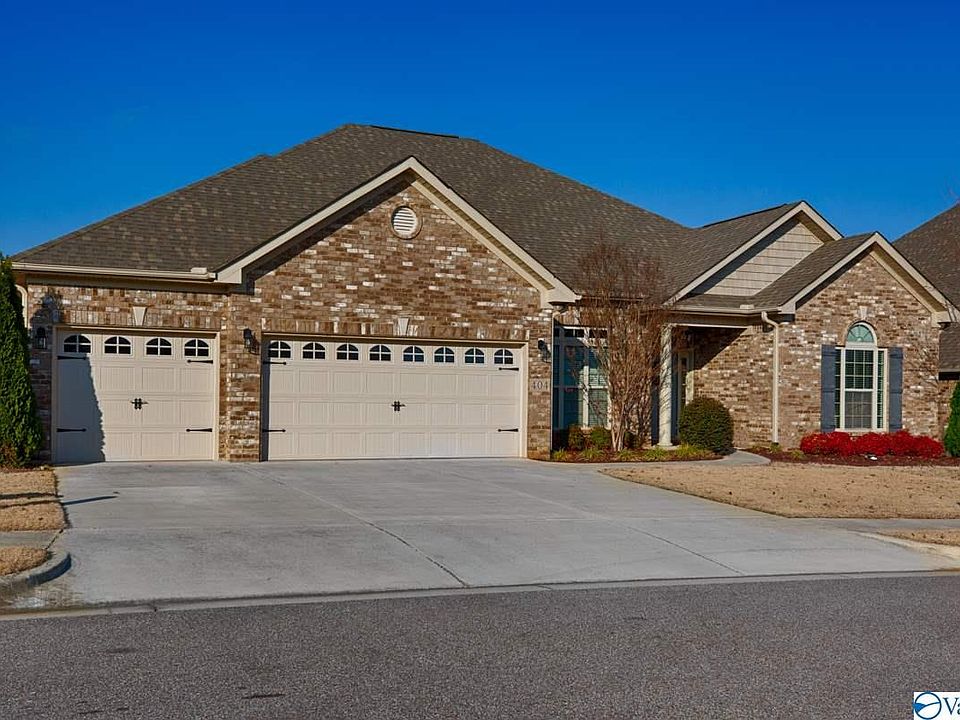1st image of 404 Creekwater Cir