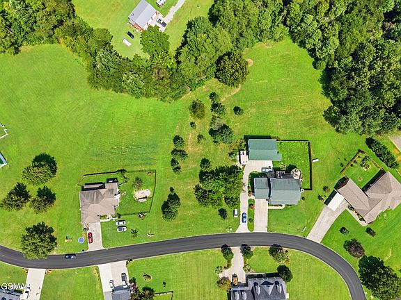 5th image of 47 River Cliff Dr