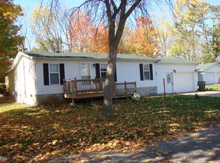 217 John St, Bellevue, MI 49021