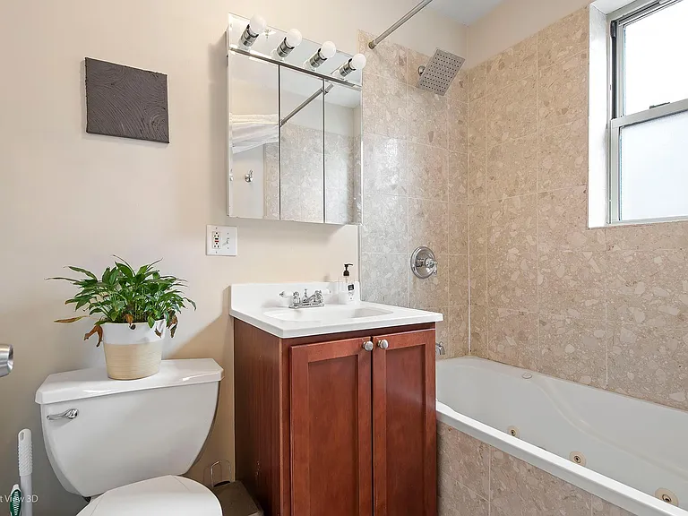 1522 W Fargo Ave #2N — Photo 9