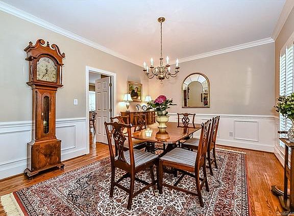 5th image of 3021 Ingelow Ln