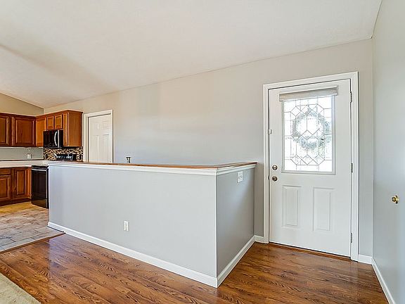 3rd image of 3065 Foxhound Dr