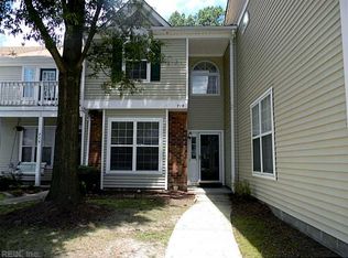 719 Windbrook Cir, Newport News, VA 23602