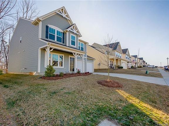 2nd image of 220 Jobe Dr