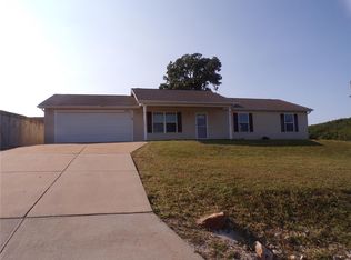 20963 Honest Ln, Saint Robert, MO 65584