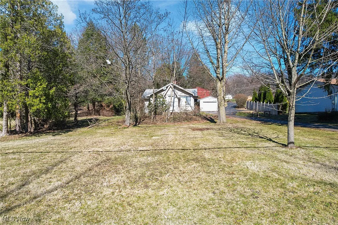 313 Southeast Ave photo 1