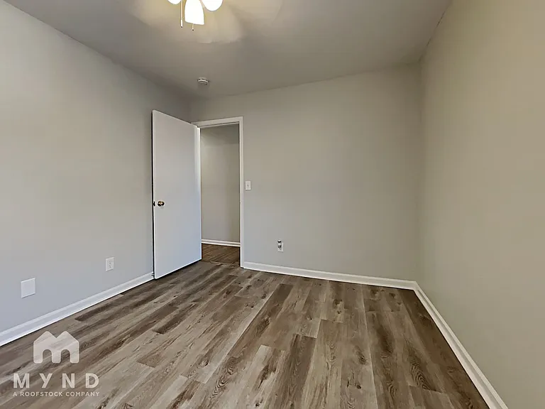 118 Brantley Place Dr — Photo 12