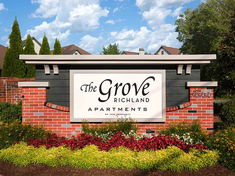 The Grove — Photo 66