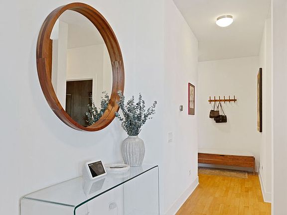 2nd image of 725 N Aberdeen St APT 604