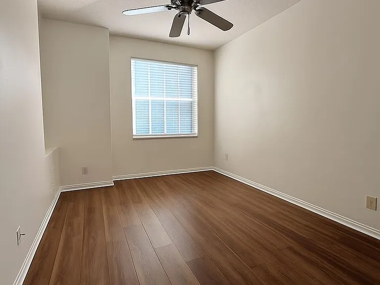 1397 Holly Glen Run — Photo 16