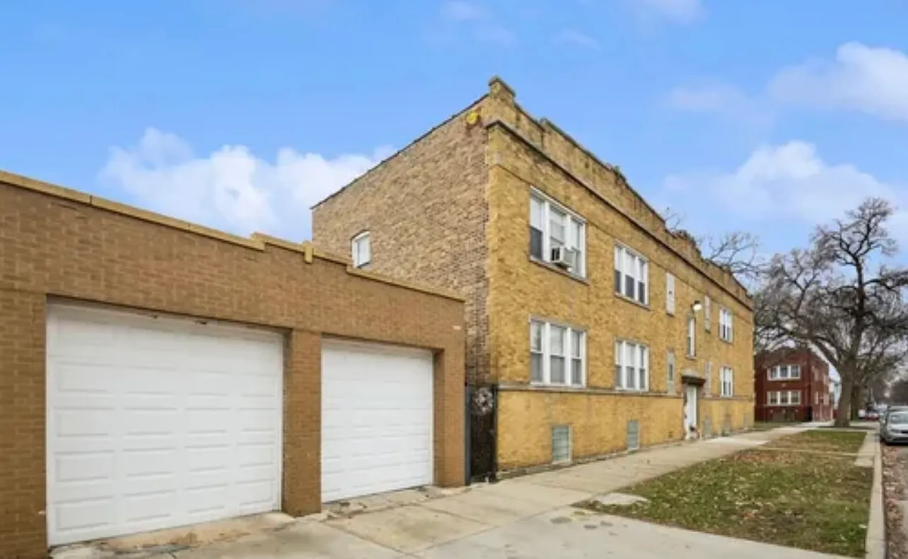 5021 W Belden St — Photo 1