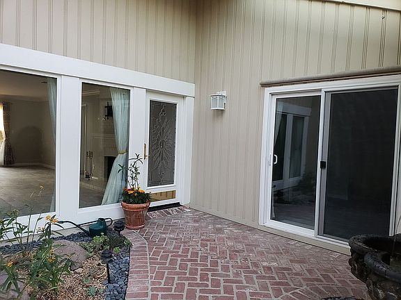 2nd image of 32019 Waterside Ln