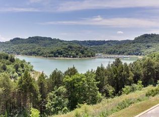 162 Sandgate Ct #C, Smithville, TN 37166