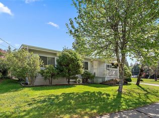 1085 Waterman Rd, Cowichan Valley, BC V8H1A6
