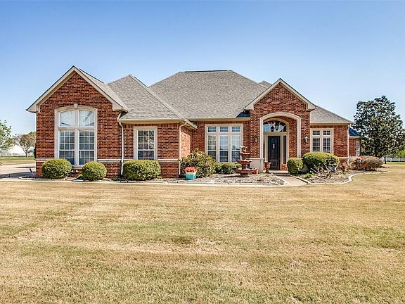 2nd image of 4965 Bear Claw Ln