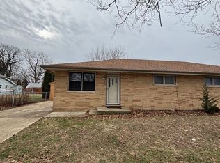 2105 Burwell St, Urbana, IL 61802