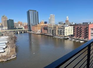 Point On The River, Milwaukee, WI 53204