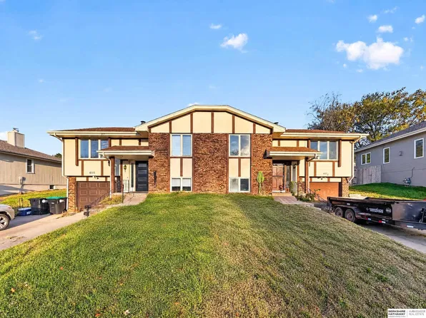 6115 & 6113 N 108th Avenue Cir, Omaha, NE 68164