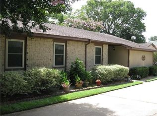 9030 Kerrwood Ln, Houston, TX 77080
