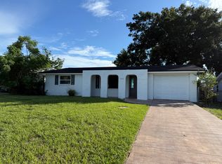 5202 School Rd, New Port Richey, FL 34653
