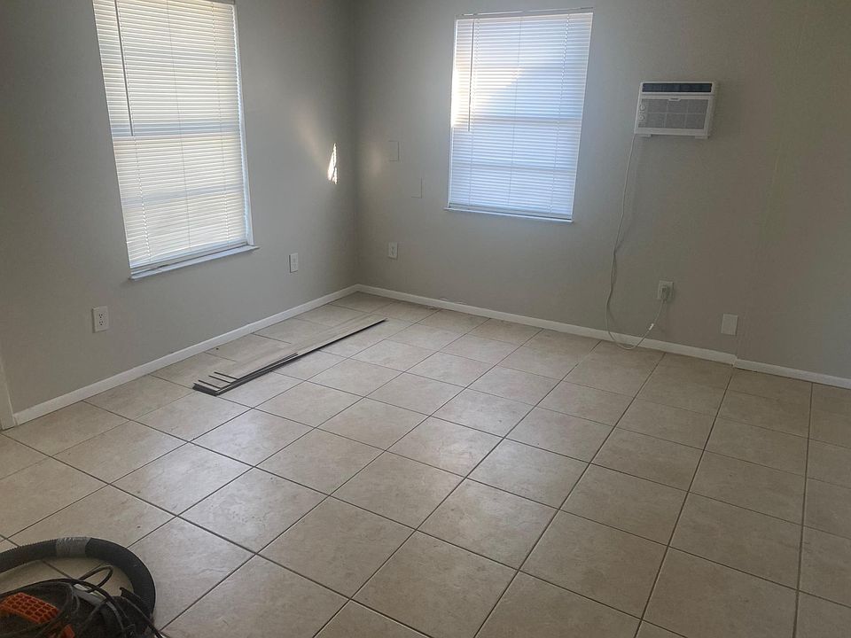 Back bedroom - only room with a wall unit A/C. House is central air