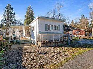 22071 Highway 62 #36, Shady Cove, OR 97539