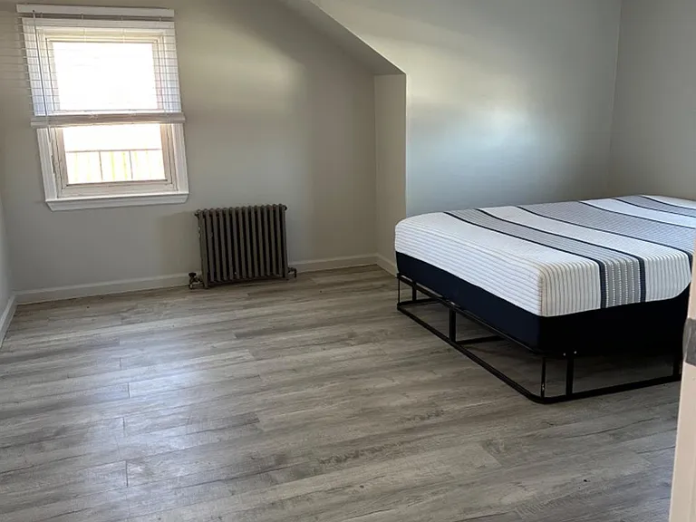 35 Lavern St #2 — Photo 10