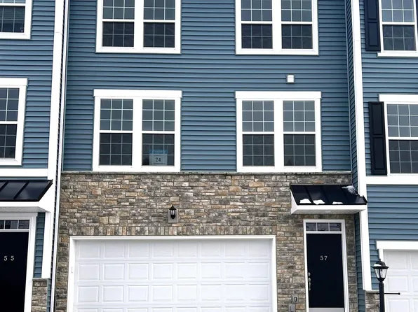 57 Dover Ct, Bridgeport, WV 26330