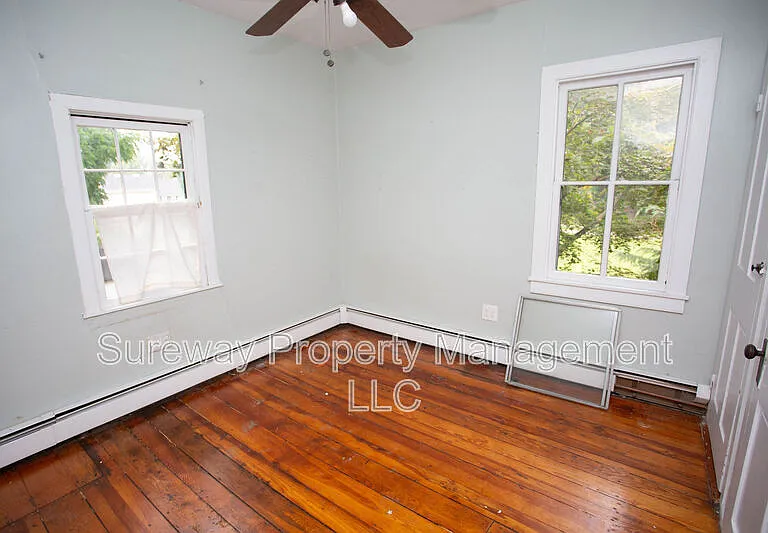 16 Union St — Photo 34