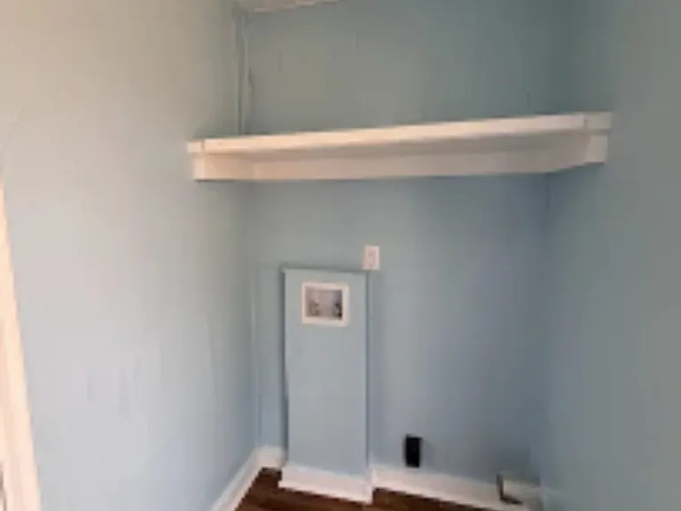 907 Winn St — Photo 12