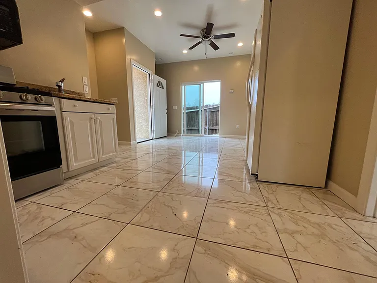 4932 Campanile Dr — Photo 50
