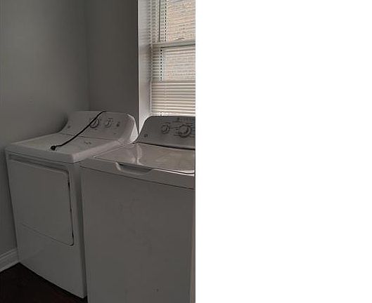 4th image of 1511 E 71st Pl