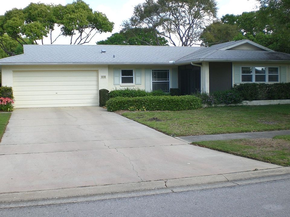 1st image of 170 Stafford Cir