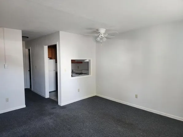 9 Alexander Dr Unit J, Hyde Park, NY 12538