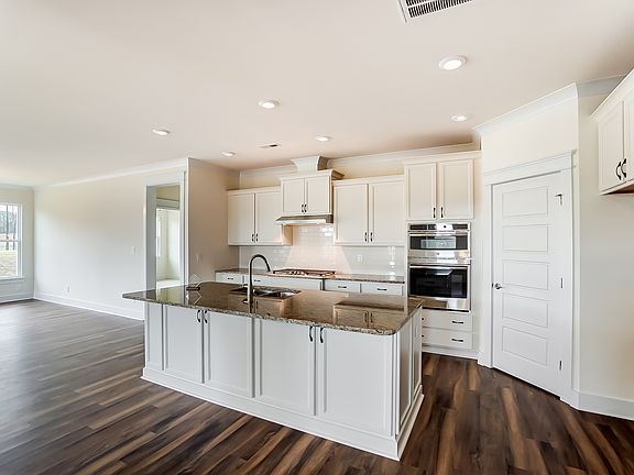 These photos are representative of this floor plan, but all options may not be available in every co