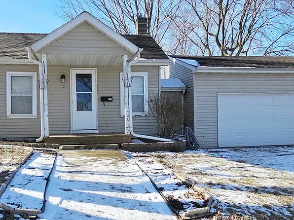 211 Douglas Ave, Dixon, IL 61021