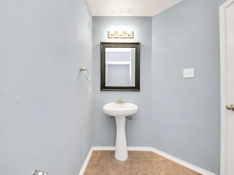 14423 Hillard Green Ln — Photo 44