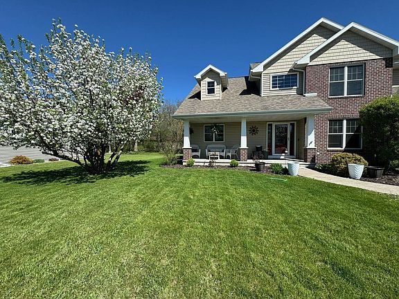 2nd image of 3365 Nelson Rd