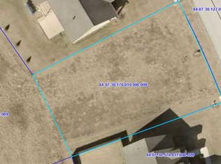 117 Mayflower Dr, Terre Haute, IN 47803